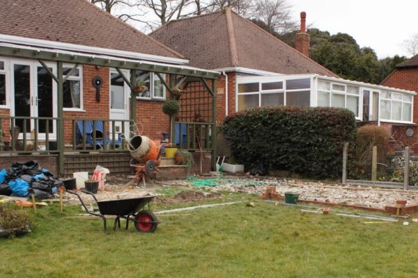 Understand the importance of boundary walls Walton-on-the-Naze contact Jason edworthy party wall surveyors today!